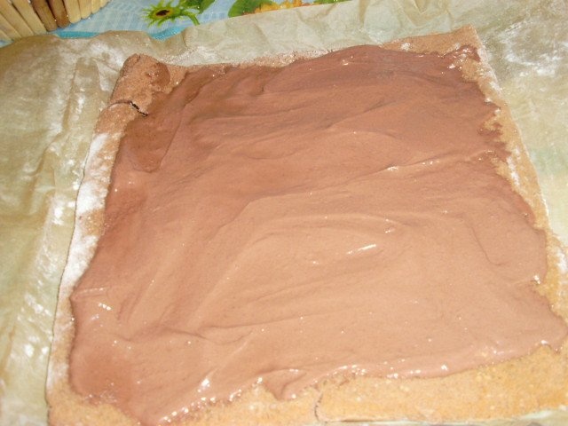 rulada cu crema untoasa de cacao