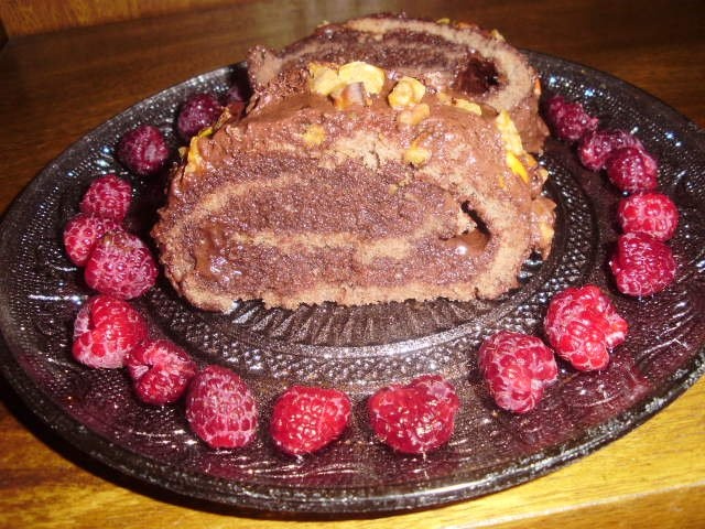 rulada cu crema untoasa de cacao