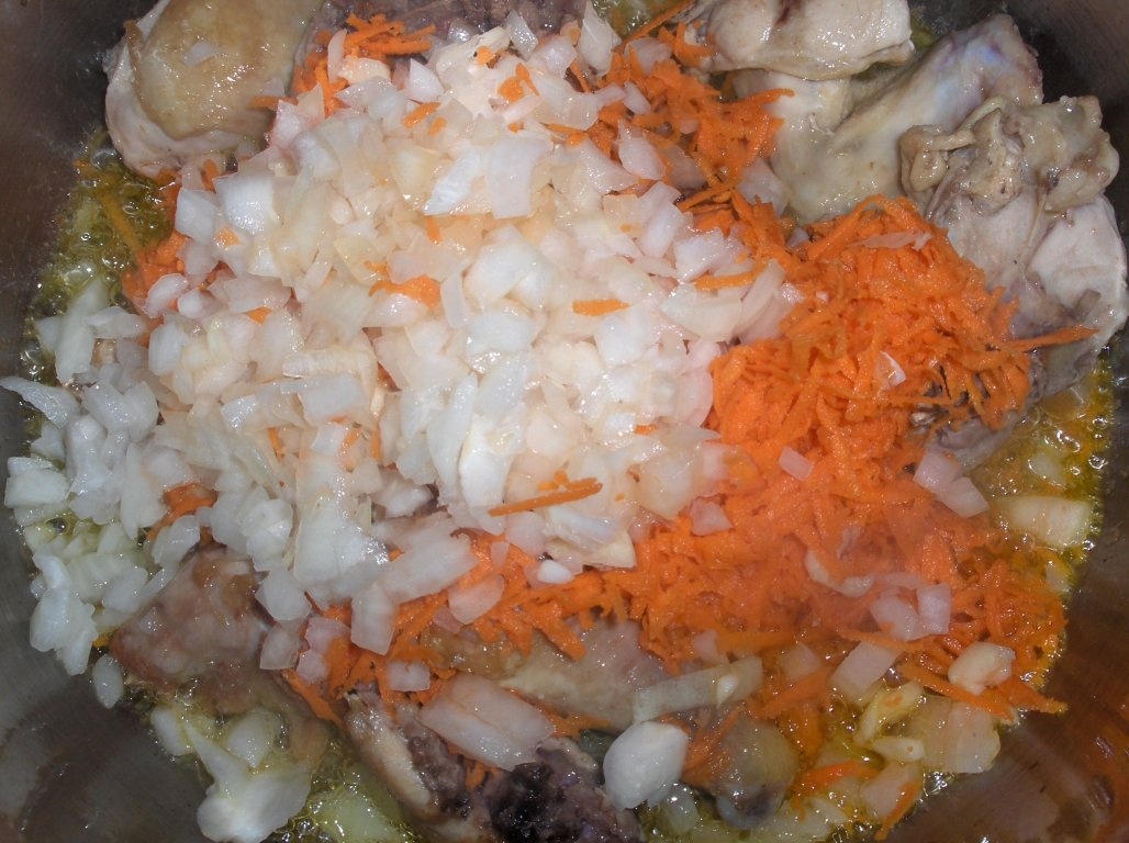 Pui cu nãut (Frango com grão)