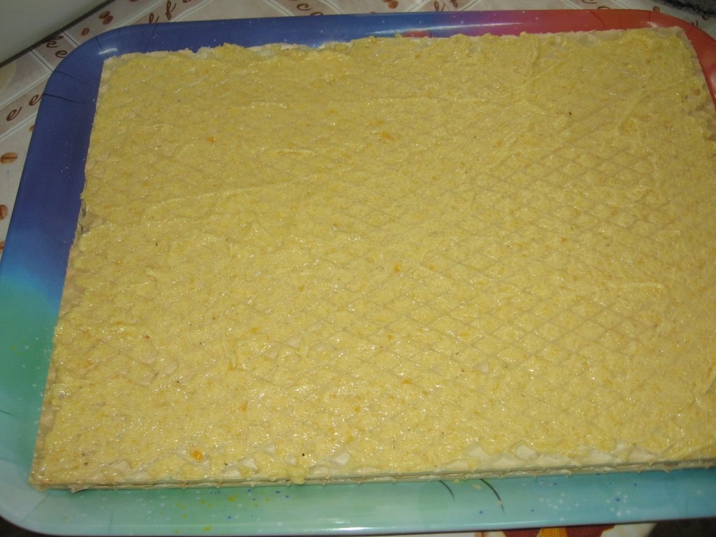 Prajitura din foi de napolitane cu doua creme