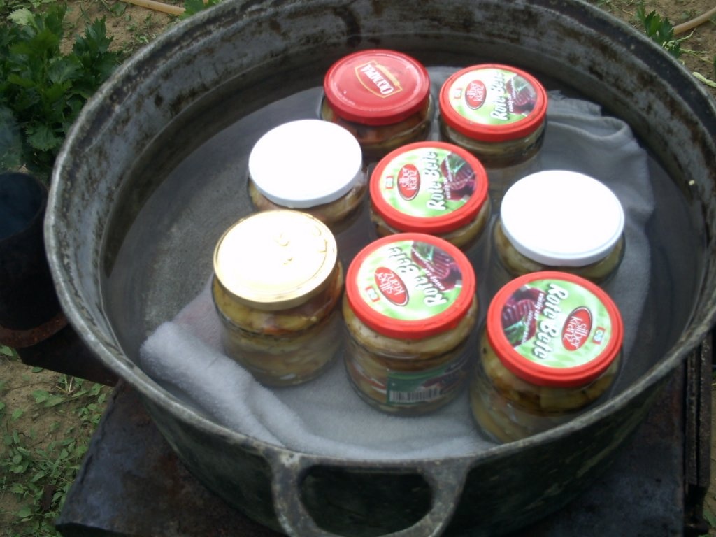 Ardei copti la borcan