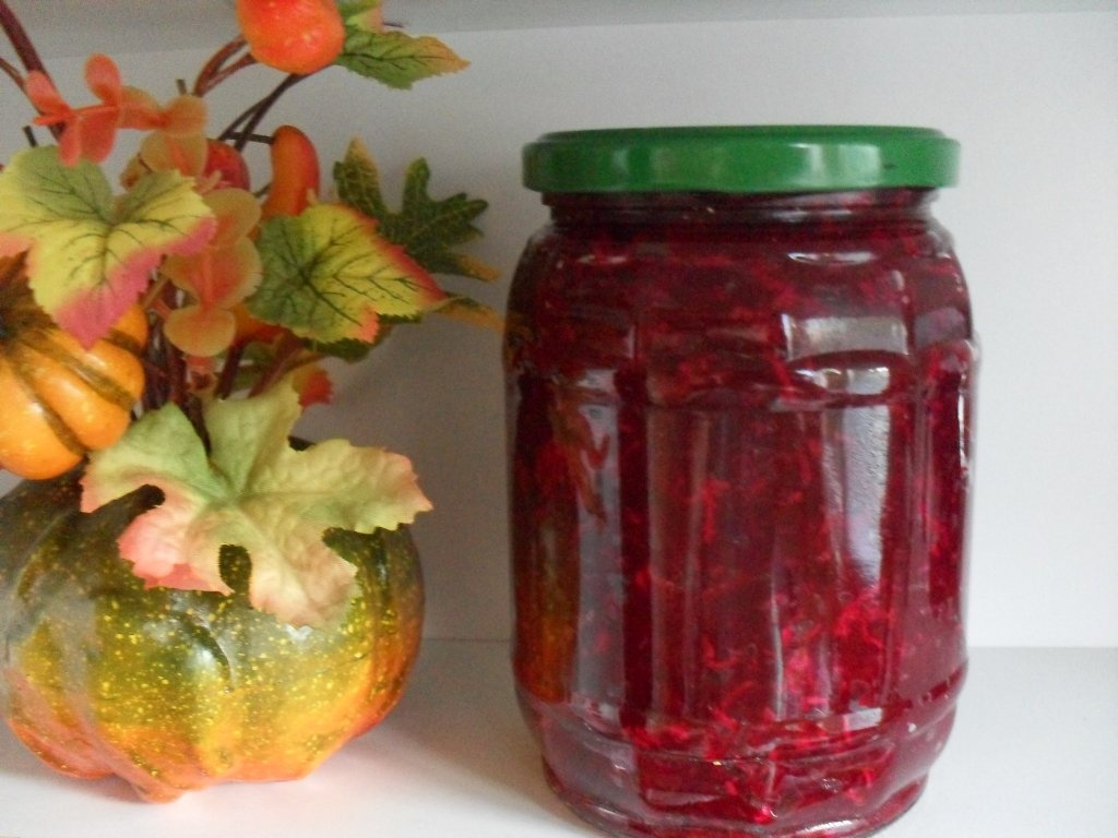 Salata de sfecla rosie