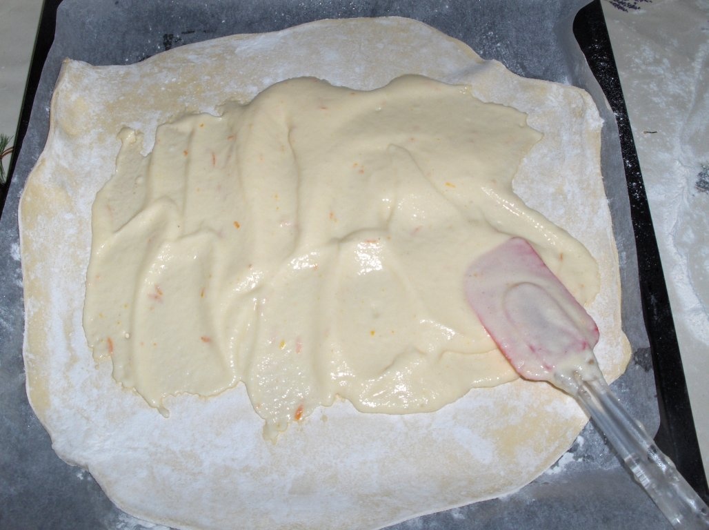 Foietaj cu fructe de pãdure