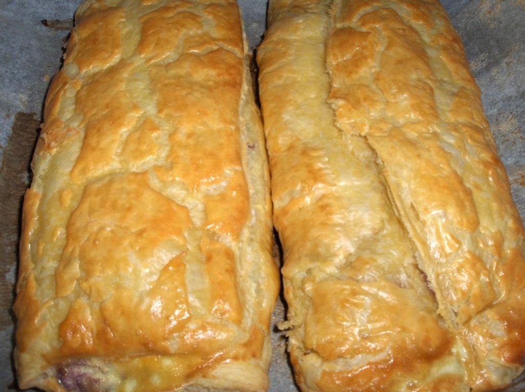 Foietaj cu fructe de pãdure