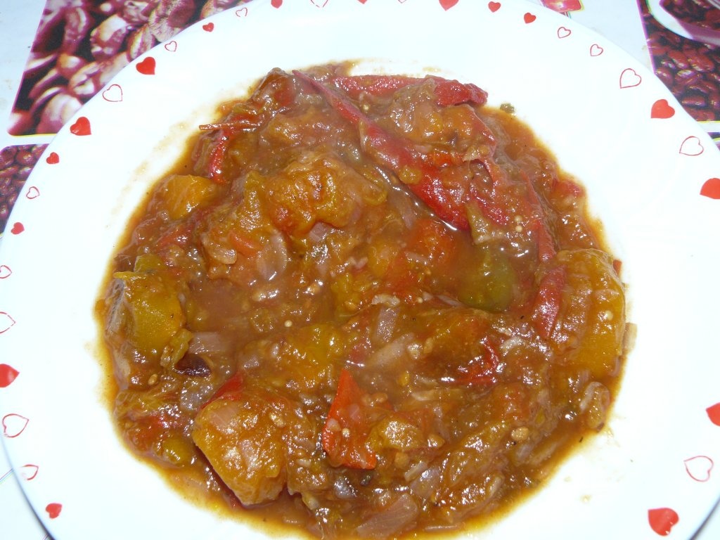 Ghiveci sau ketchup-la alegere