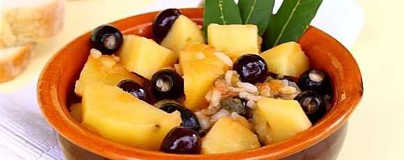 Mancare de cartofi cu masline si orez