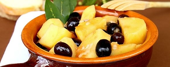 Mancare de cartofi cu masline si orez