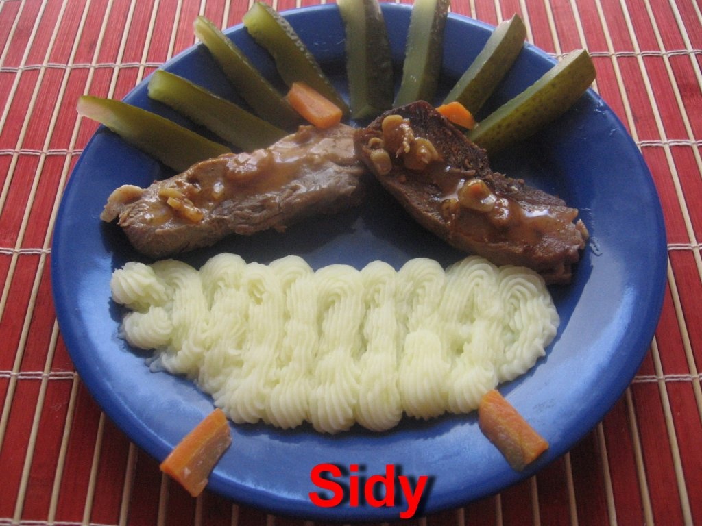 Felii de porc rumenite in sos dulce