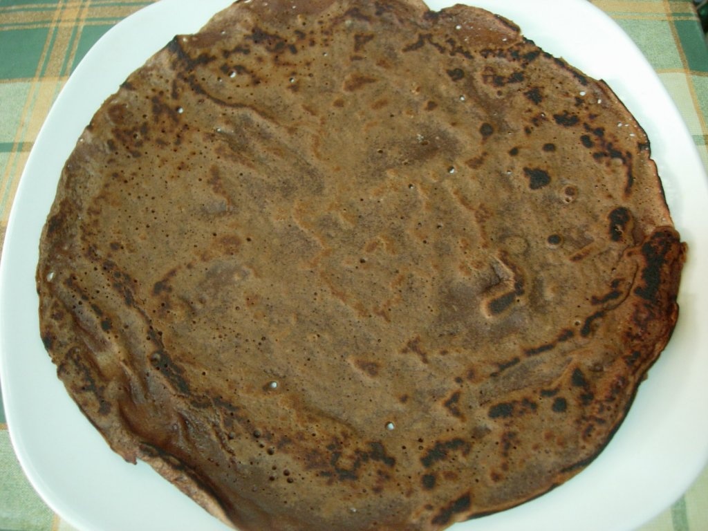 Clatite "bronzate" cu branza si menta