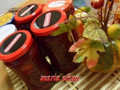 Compot pt iarna din prune brune