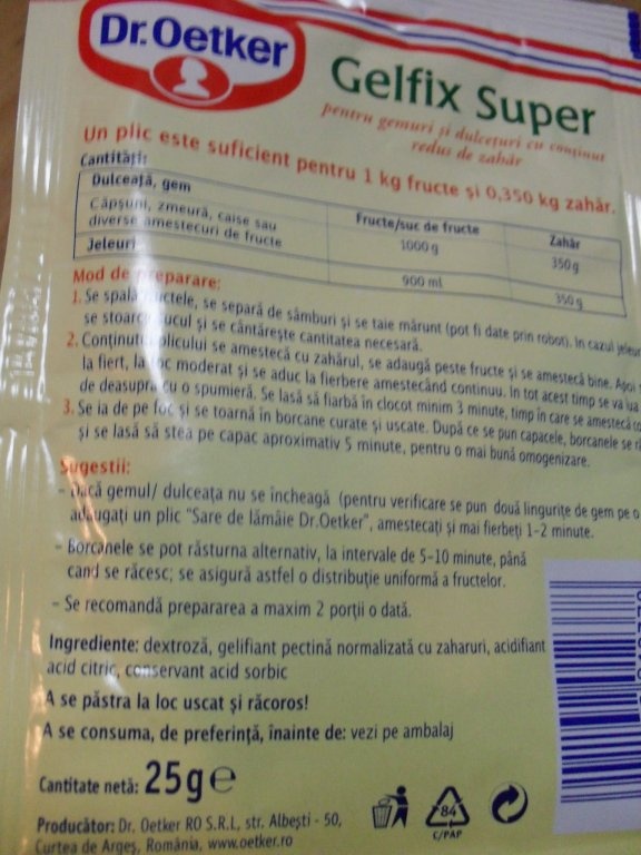 Dulceata de strugurei, piersici si nectarine