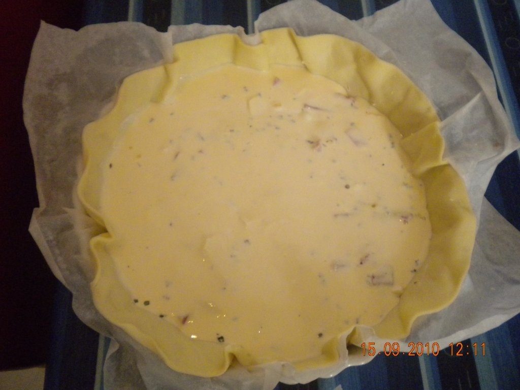 Quiche cu costita si branza