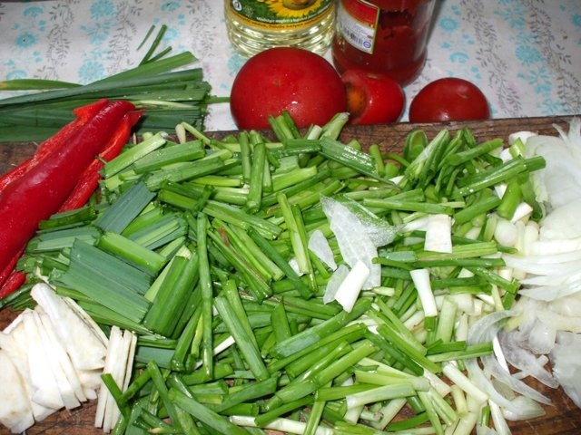 Stufat cu limba de porc