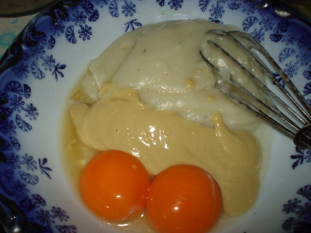 Salata de oua cu cartofi