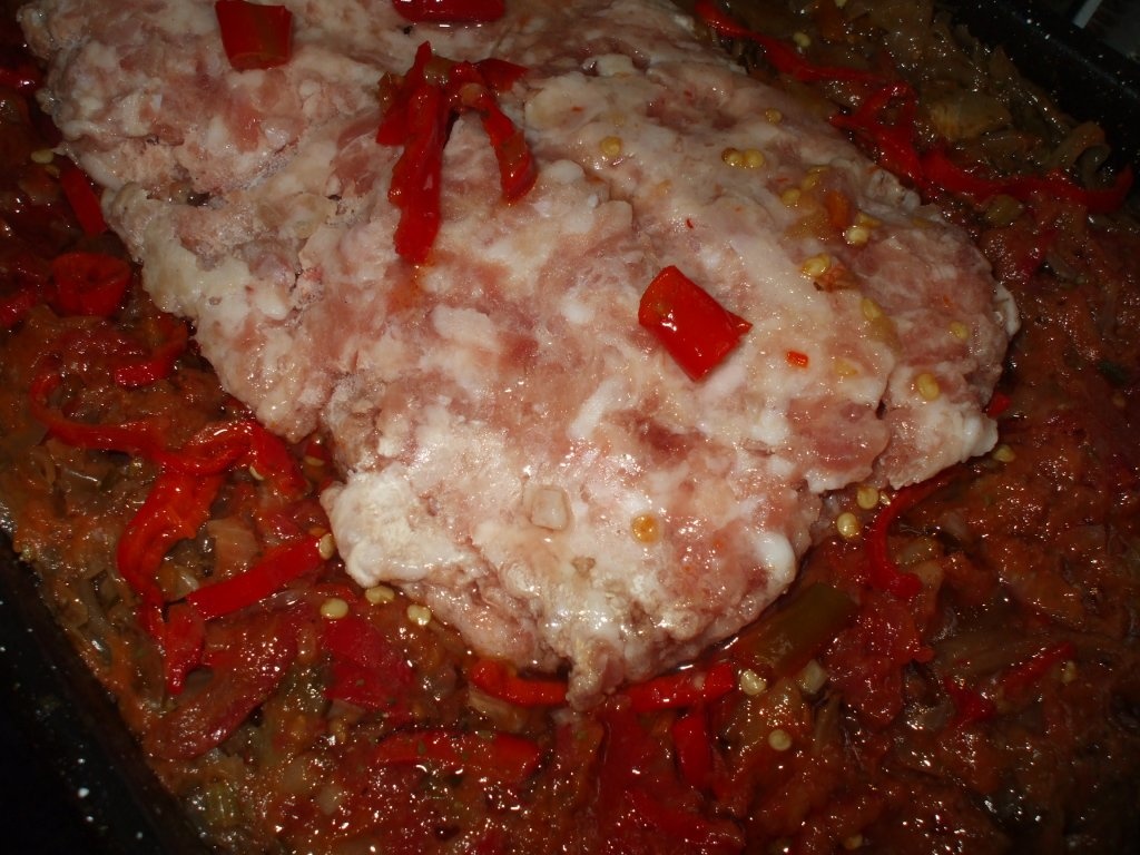 Varza cu carne tocata la cuptor