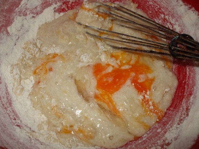 Tarta cu capsuni si blat de alune