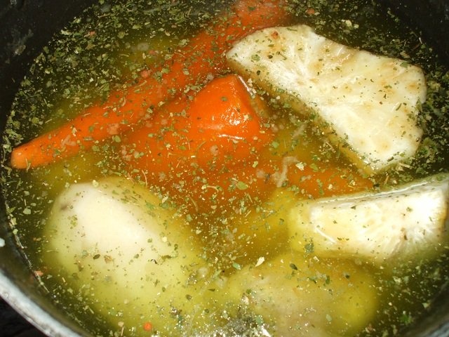 Ciorba de afumatura cu perisoare