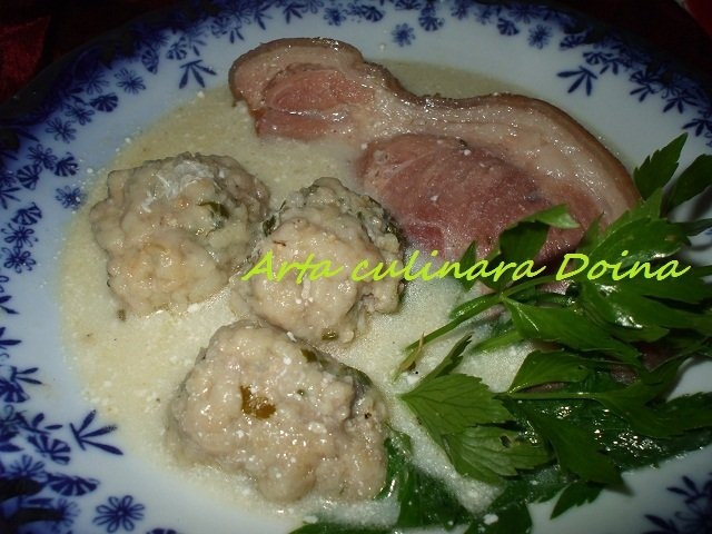 Ciorba de afumatura cu perisoare