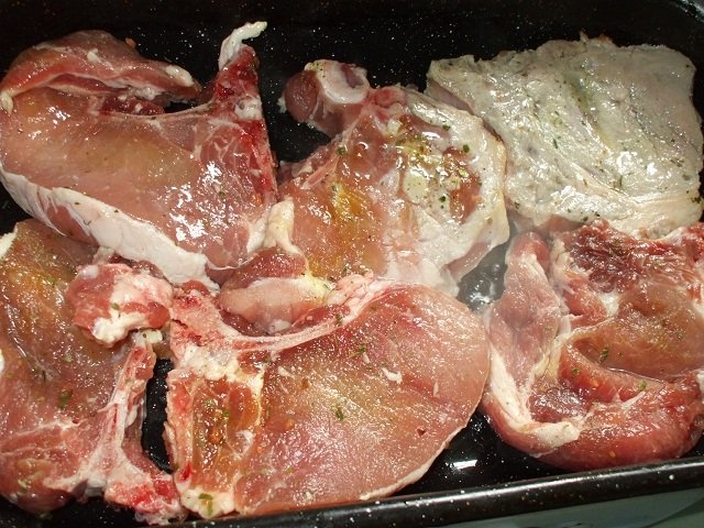 Cotlet si cartofi la cuptorul cu halogen