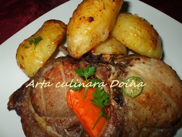 Cotlet si cartofi la cuptorul cu halogen