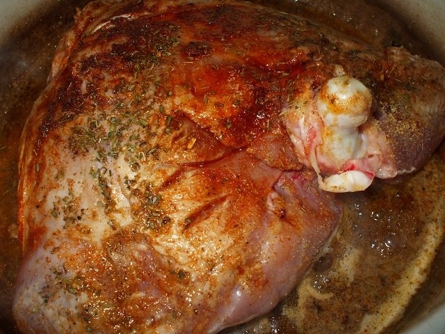 Friptura de curcan cu legume la tava