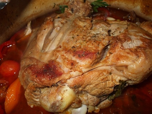 Friptura de curcan cu legume la tava