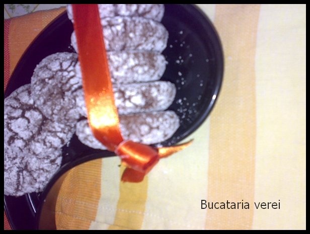 Biscuiti cu ciocolata-Reteta Laura Adamache