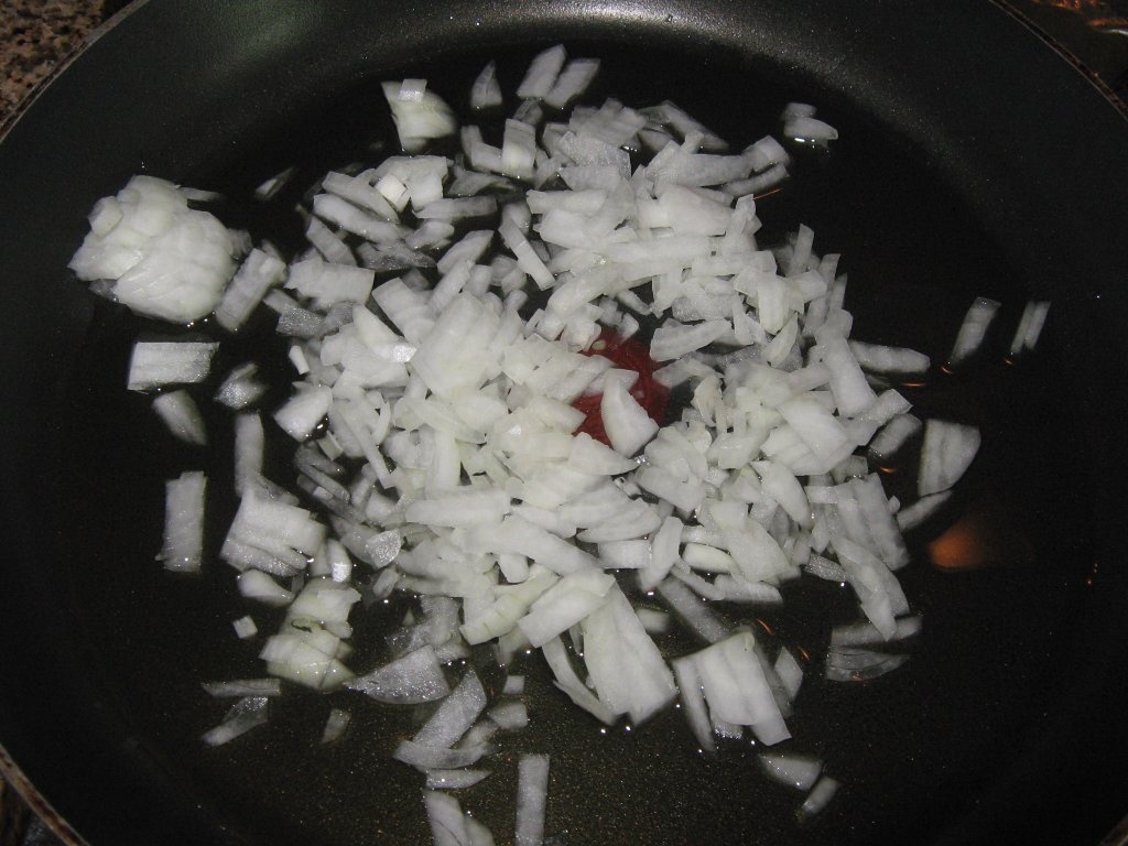 “Sfiha” sau  “Lahm bi’ajin”-Placinte  cu carne –specific tarilor arabe