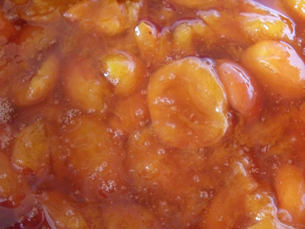 Dulceata de caise (reteta clasica)