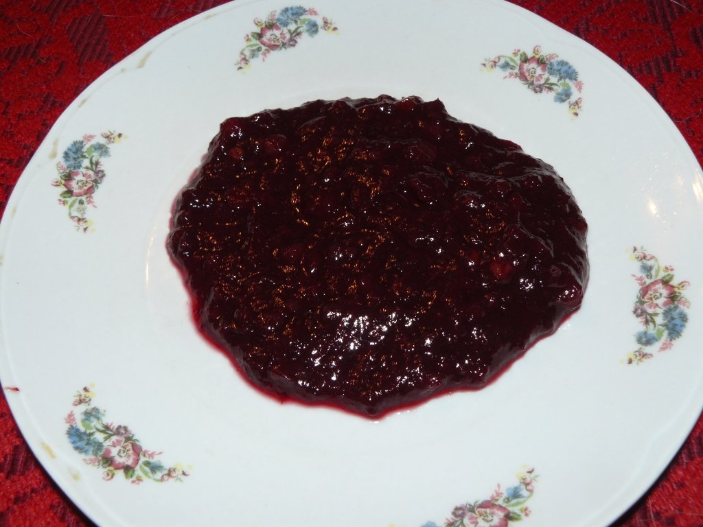 Gem plin de vitamine(merişoare, mure, pere)