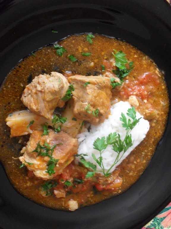 Pulpa de porc cu legume si orez natur