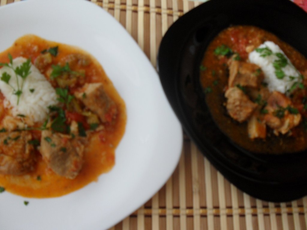 Pulpa de porc cu legume si orez natur