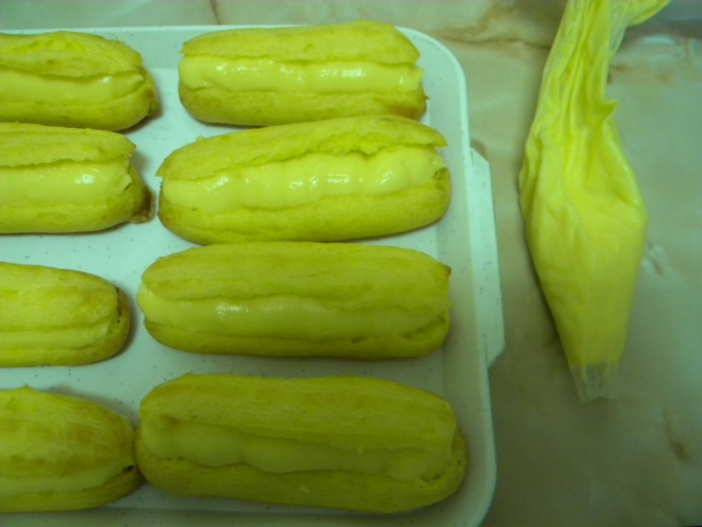 Eclere cu crema de vanilie