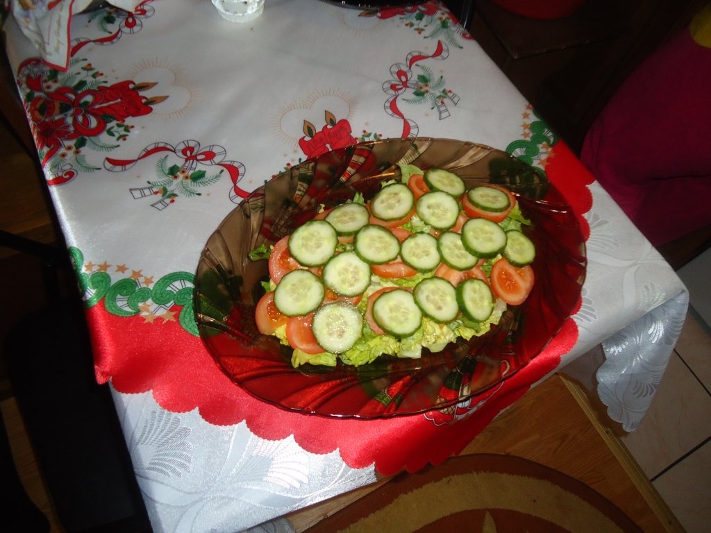 Salata cu somon si batog afumat