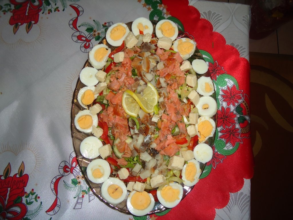 Salata cu somon si batog afumat