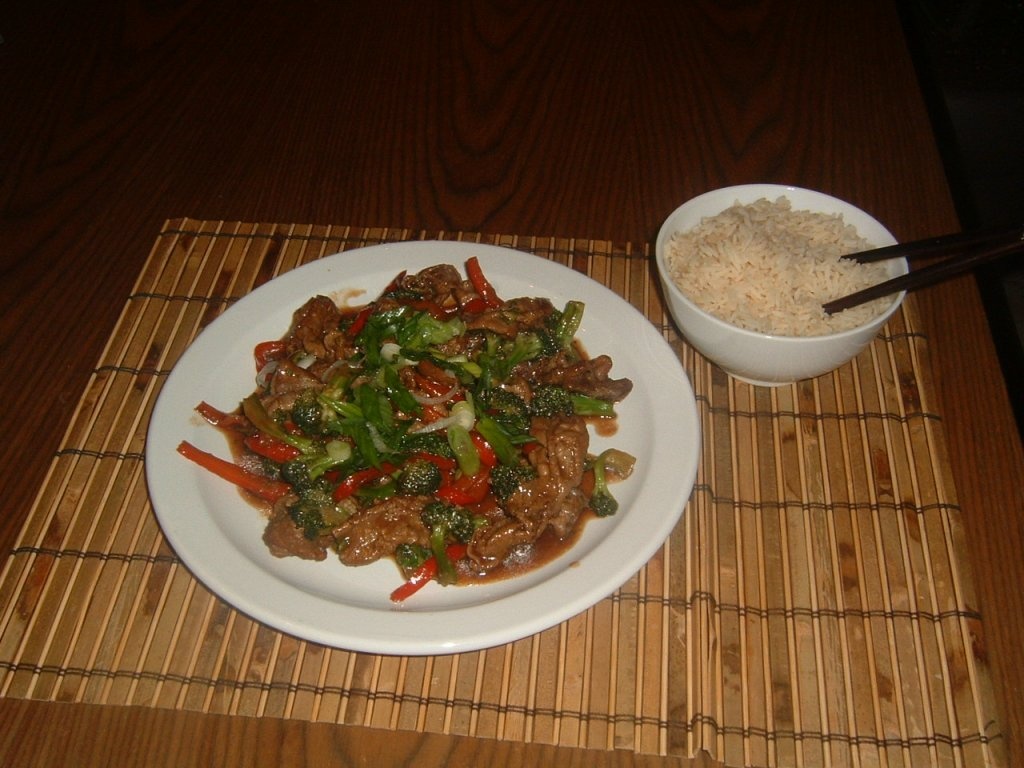 Teriyaki cu vita si brocoli(mancare japoneza)