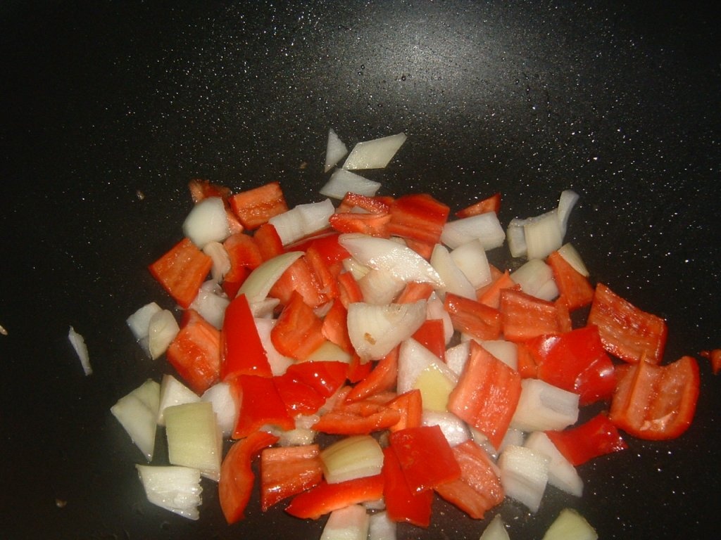 Ragout taranesc cu pui si ciuperci(mancare traditionala din sudul Frantei)