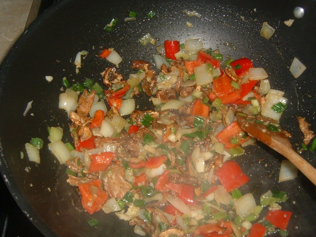 Ragout taranesc cu pui si ciuperci(mancare traditionala din sudul Frantei)