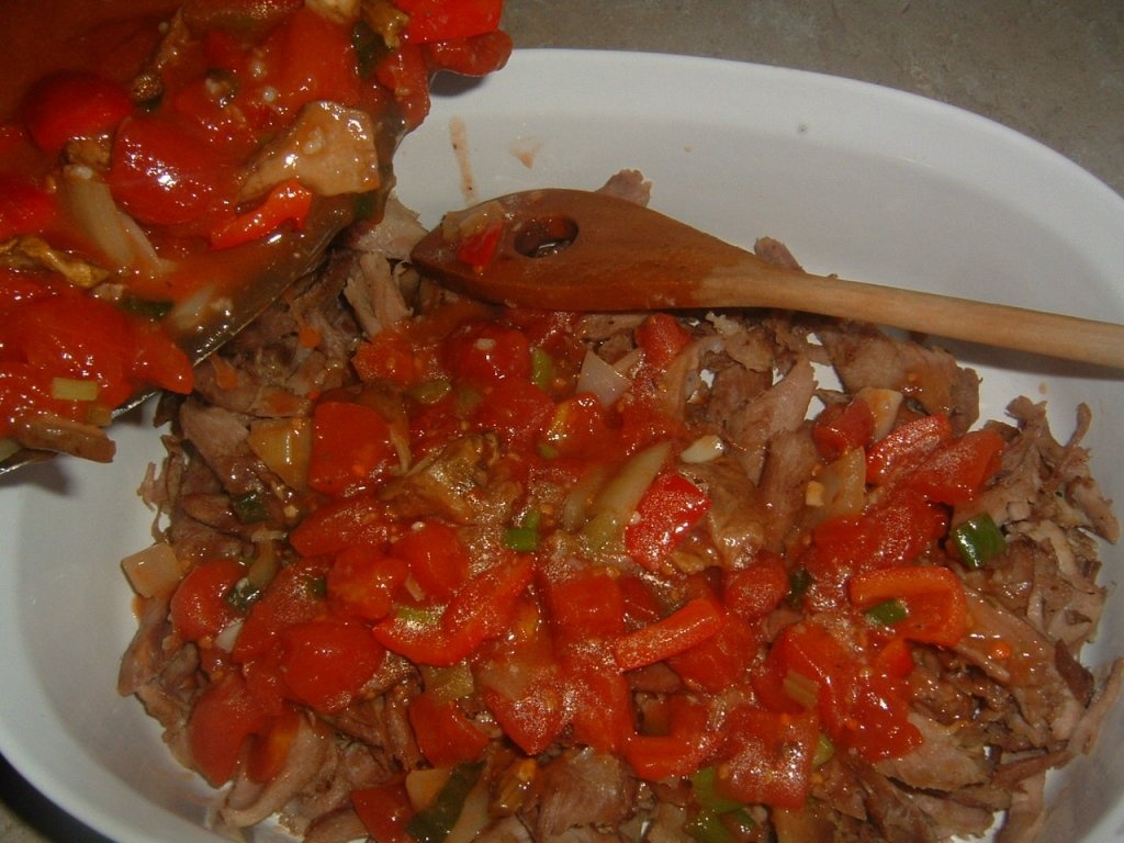 Ragout taranesc cu pui si ciuperci(mancare traditionala din sudul Frantei)