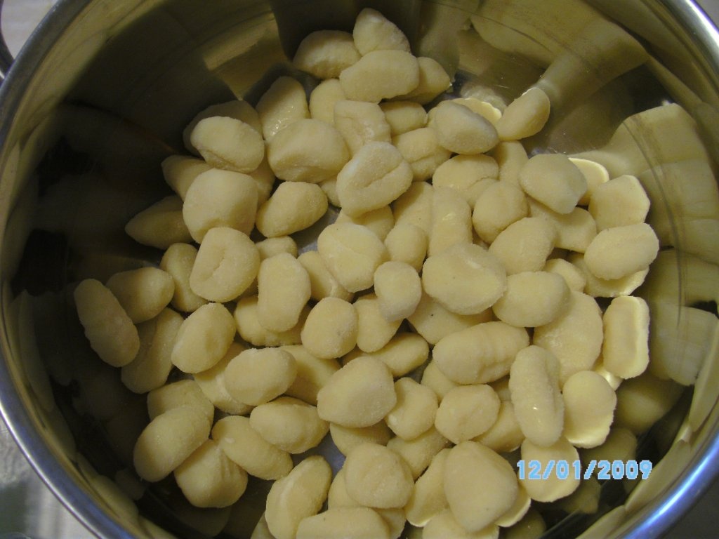 Gnocchi cu nuca