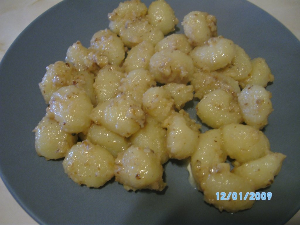 Gnocchi cu nuca