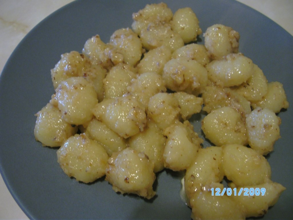 Gnocchi cu nuca