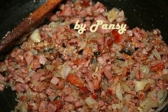 Chifle umplute cu afumatura