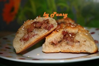 Chifle umplute cu afumatura