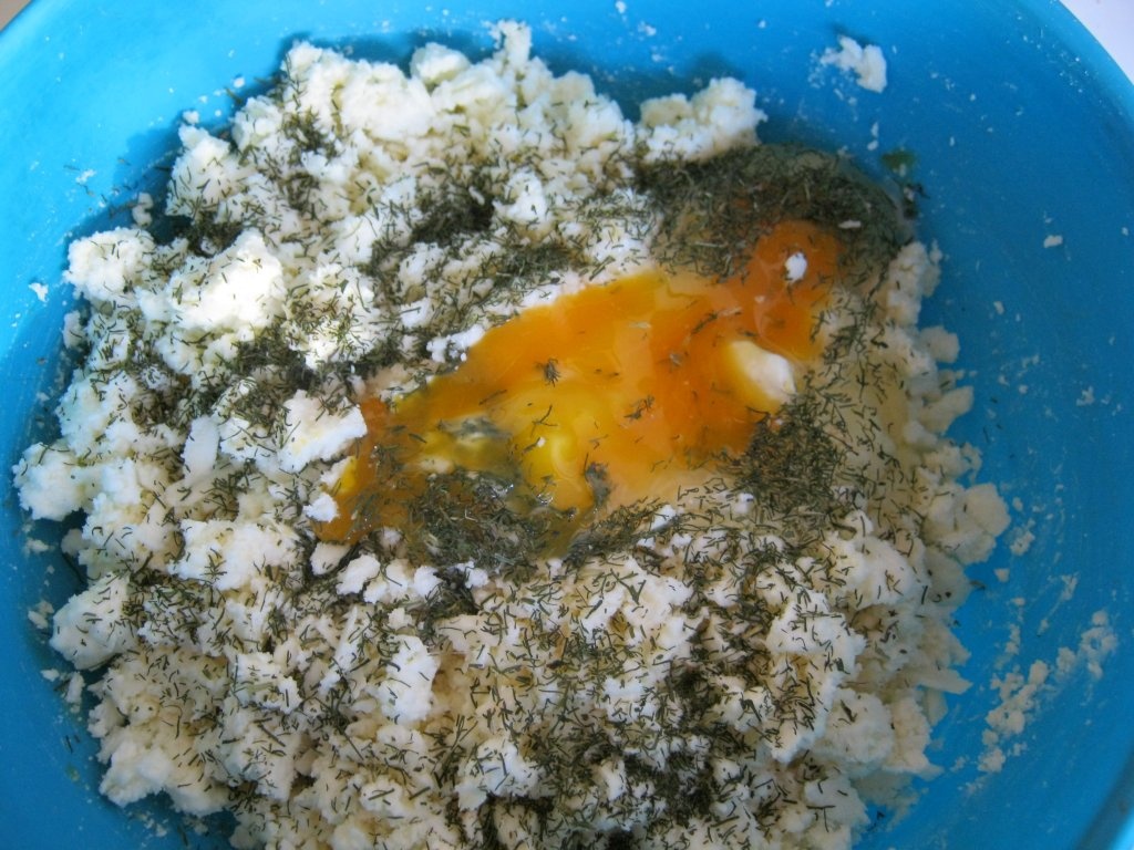 Plăcintă cu brânză