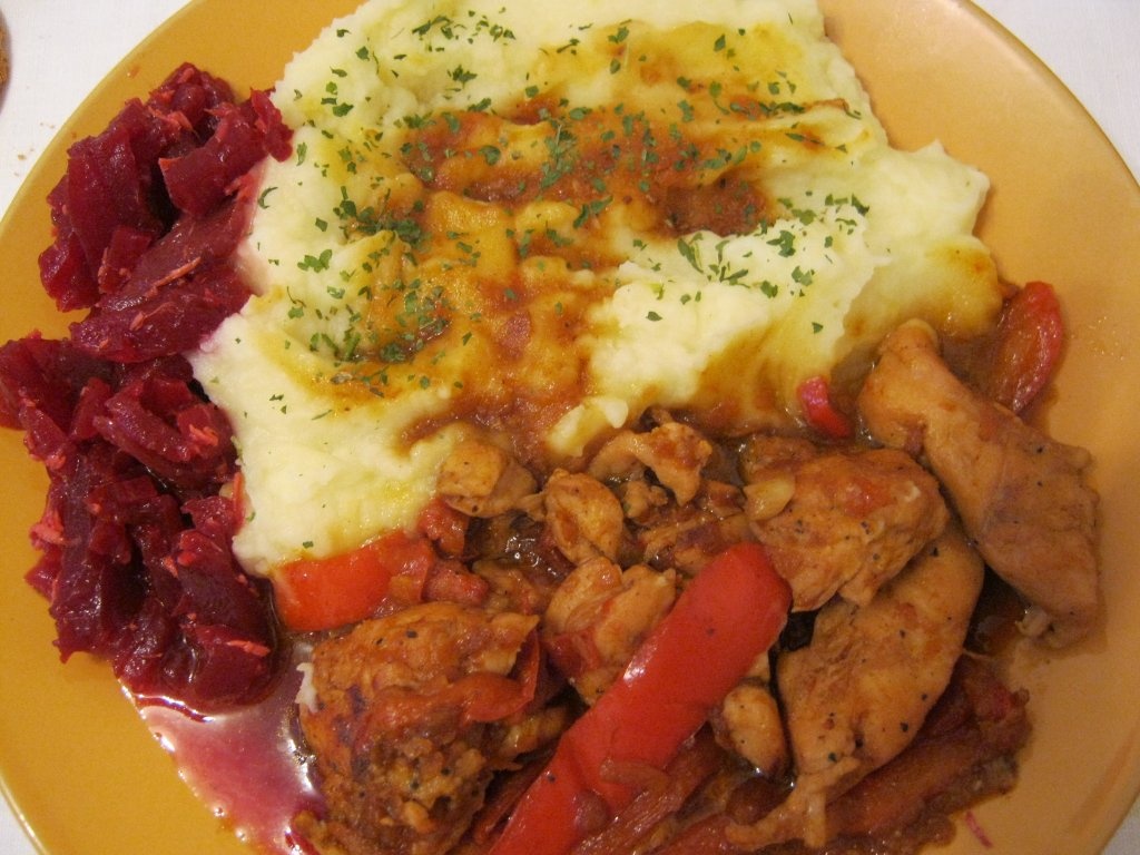 Pui cu ardei ,morcov şi  ghimbir