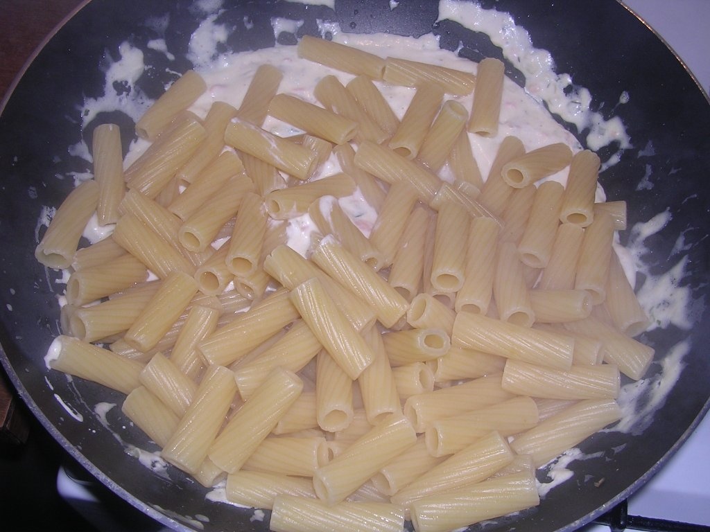 Paste cu somon afumat