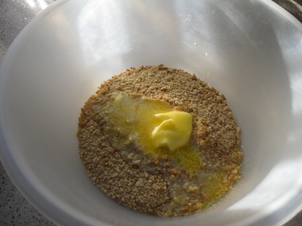 Cheesecake cu gem de capsuni