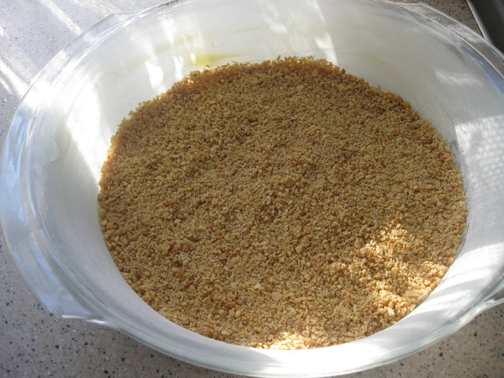 Cheesecake cu gem de capsuni