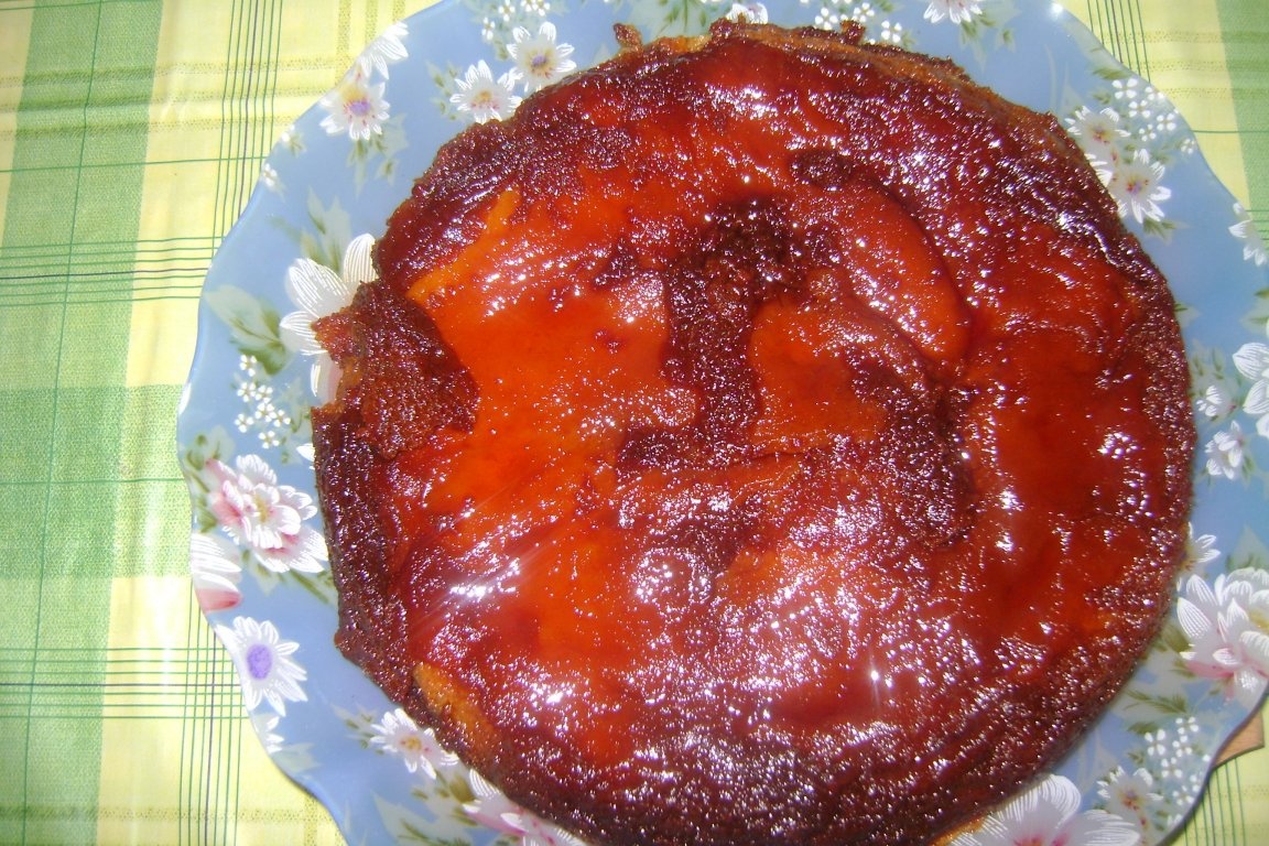 Tort cu crema de zahar ars